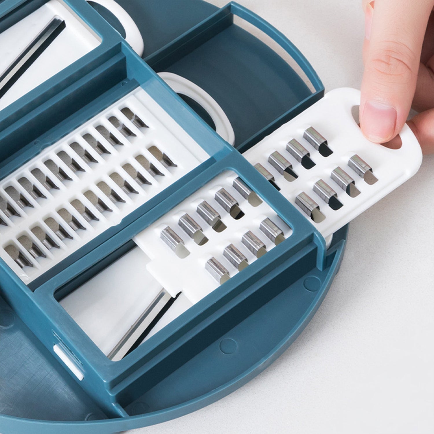 5 in 1 Mandoline Slicer for Kitchen, Vegetable Slicer Multi Blade Potato Chip, Veggie shredder, Vegetable Cutter