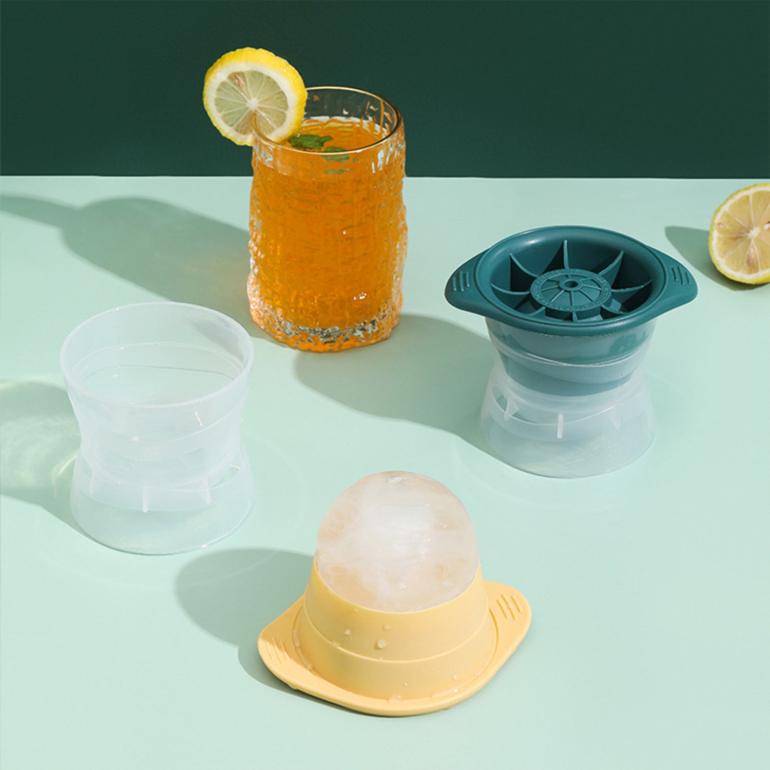Ice Ball Maker Molds, 2.5" Large Silicone Round Ice Sphere Ball Ice Cube Tray for Cocktails,Bourbon,Brandy, Whiskey